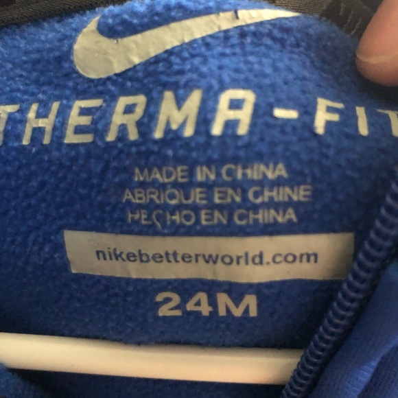 Nike jacket - Picture 3 of 3